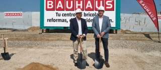 Bauhaus colocó la primera piedra de su nuevo centro en Leganés