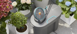Gardena incluye un depósito en el set Aquabloom para automatizar 100% el riego 