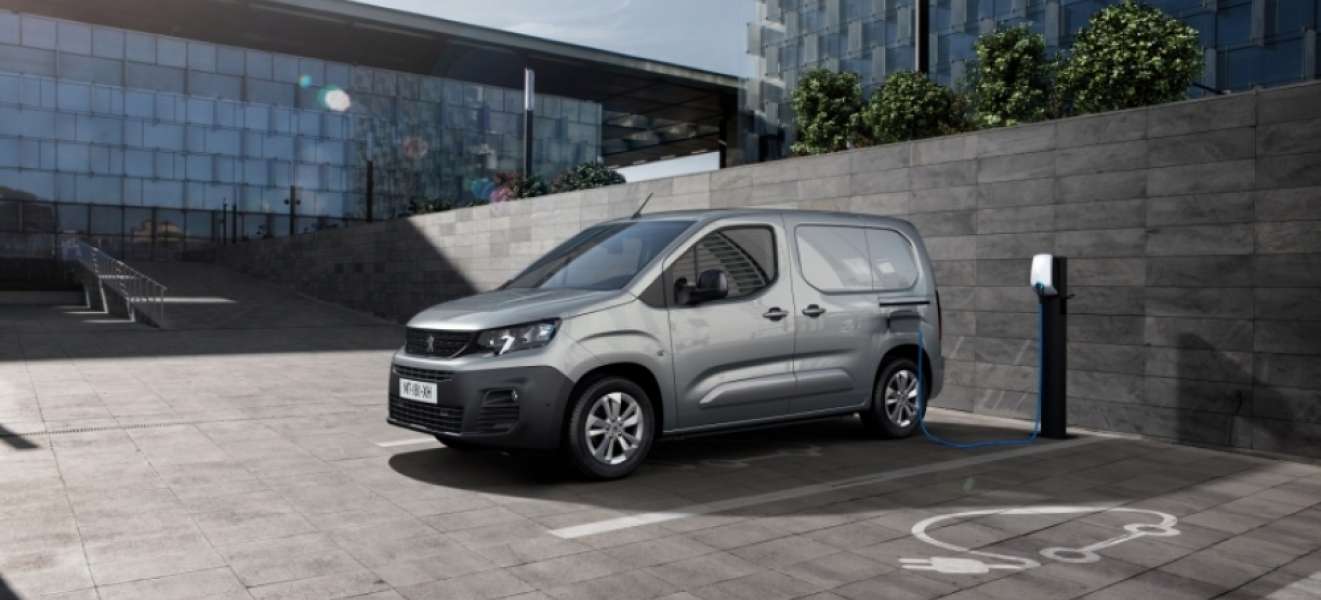MOTOR: ‘Peugeot refuerza su familia 100% eléctrica con la nueva E-Partner’