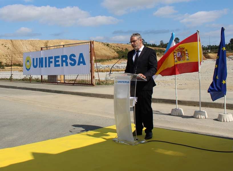 Acto de colocación de la primera piedra de las nuevas instalaciones UNIFERSA