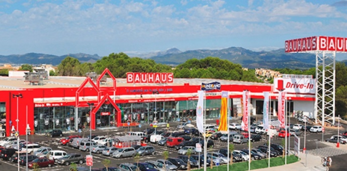 BAUHAUS instala 3.330 paneles solares en sus tiendas españolas con EDP
