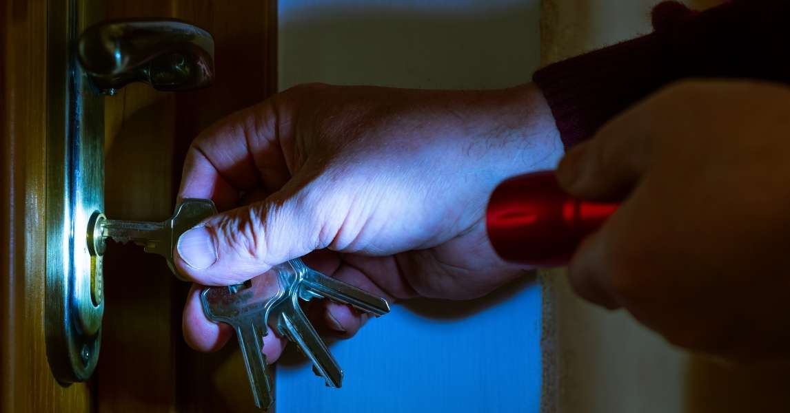 Los cerrajeros confían en que los robos en domicilios continúen descendiendo