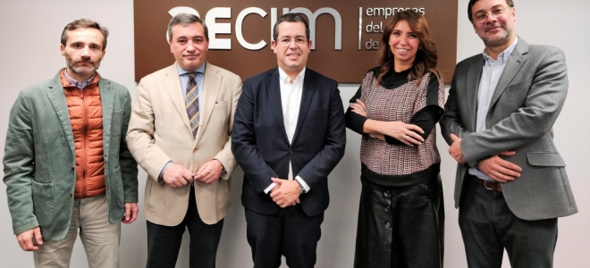 AECIM firma un acuerdo con Stellantis para adquirir vehículos del Grupo