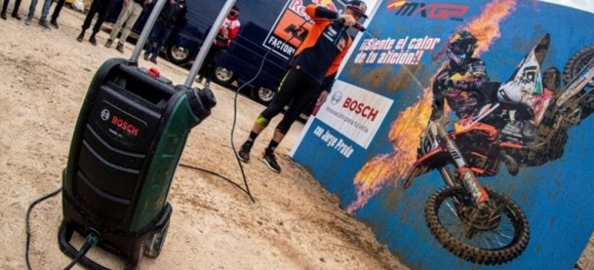 Bosch colabora con sus hidrolimpiadoras en el Gran Premio de España de Motocross